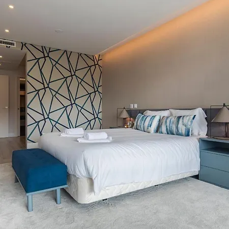 Modern & Charming W/pool By Lovelystay